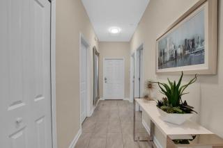 5 Bedrooms - 4 Bathrooms - Storey Lake 4800 Ll - Orlando - 3