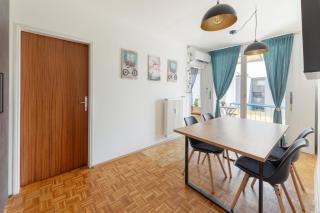 Cosy and Bright Apartment - 1