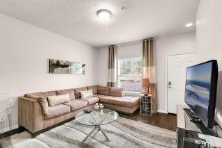 3 Bedrooms - 2 Bathrooms - Lucaya Village 18-102 - Orlando - 8