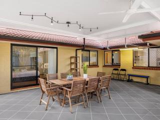 Peaceful Family Entertained house at Parkinson - Browns Plains - 7