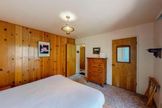 Nunes Cabin - Bass Lake - 2