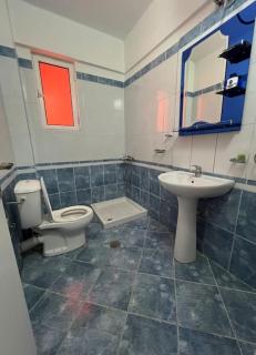 Cozy Getaway Apartment in Saranda, Beach Access - Saranda - 9