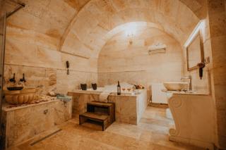 Serenus Cave Suites - Ortahisar - 2