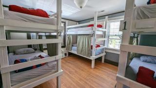Bon Paul & Sharky's Hostel - Asheville - 3
