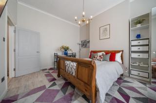 Modern Studio Apartment - 9