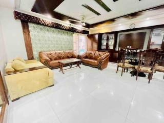 6 Beds Kannal house in middle of DHA Lahore City - Lahore - 9