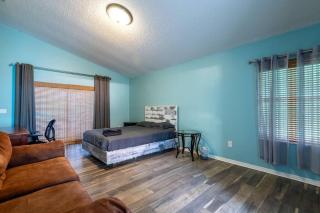 Modern Vacation Home w/ Heated Pool 10min to the Beach - Palm Coast - 5