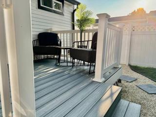 Miami Beach Villas NJ Loft Style Cottage - Villas - 8
