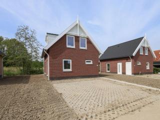 Beautiful holiday home with sauna - Simonshaven - 4