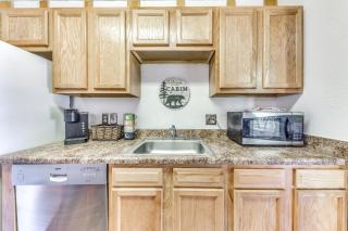 Relaxing Ruidoso Retreat Walk to Midtown! - Ruidoso - 3