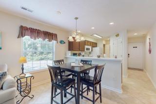 Balcony & Pool Access: 'Longs Cozy Haven' - 3