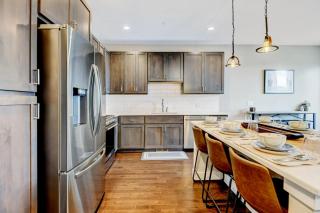 Serene Escape in Fraser - 6