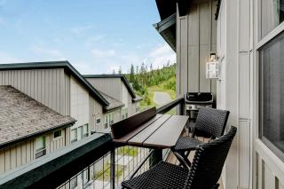 Serene Escape in Fraser - 3