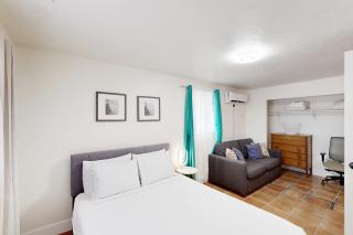 Sunny Oasis - Tucson - 1