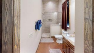 Hill Country Hideaway - Concan - 2
