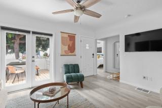 Urban Spanish Bungalow - 9