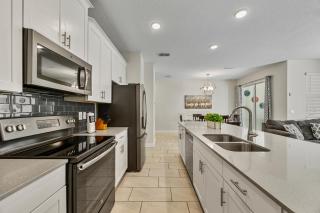 Renewed Luxury Townhouse with private pool - Kissimmee - 2
