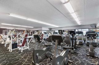 Best Western Plus Longbranch Hotel & Convention Center - Cedar Rapids - 5