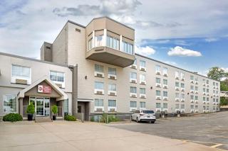 Best Western Plus Longbranch Hotel & Convention Center - Cedar Rapids - 1