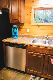 Ole Red Retreat - 10 minutes to Gatlinburg & Great Smoky Mountains - 8