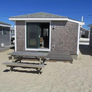 Peaceful Waterfront Beach Cottage! - 1