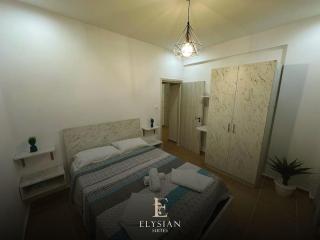 Elysian Luxury Suite N1 - Flogita - 3