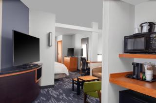 Fairfield Inn & Suites by Marriott Wichita Downtown - Wichita - 2