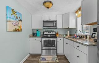 1802A Ocean Lakes Pet Friendly Golf Cart Included-Beach Bum - 4
