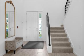 9 Bedrooms 7 Bathrooms Vernda Palms 2493 Sd - 3