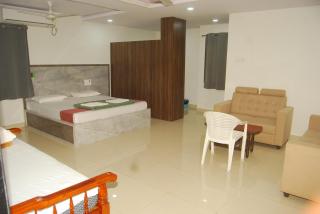 Sri Kakateeya Grand Residency Bhadrachalam Hotel Residency Stay Rooms SRI SEETHA RAMA KAMMA VARI SEVA SAMITHI BHADRACHALAM - 2