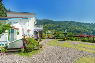 Goseong Hatsal Gadeuk Pension - Goseong - 2