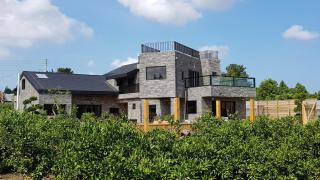 Slowing Slowing Stay - 7