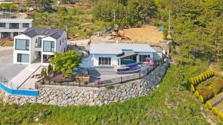 Namhae Bokkongii Seesru Ocean View Poolvilla - Namhae - 8