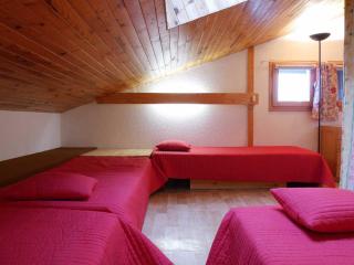 Appartement cosy à Montchavin, rénové, 5 pers, balcon, proche commerces et pistes, parking gratuit - FR-1-329-93 - 5