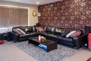Stunning Modern House in Karori - Wellington - 6
