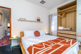 Classic 2BR with Modern Touch and Garden - Hosted by Canstay - 9