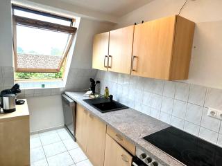 BHV-Moderne Wohnung mit Terrasse, 24h self-check-in, TV, Internet, DisneyPlus, Waschmaschine - Bremerhaven - 2