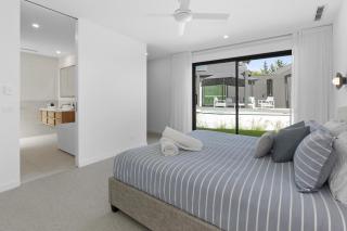 Villa Aquarius - Gas Heated Pool Spa Luxury - Blairgowrie - 1