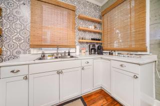 Urban Oasis Haven in St Catherine - 2