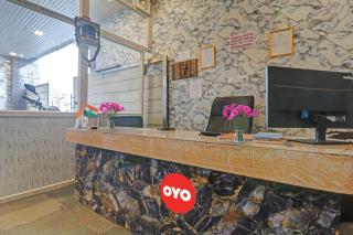 OYO Flagship Hotel Vills Near Gomti Riverfront Park - 9