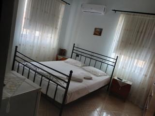 Janis Castle Apartment - Himare - 3
