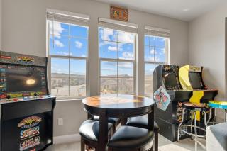 Arcade Adventure townhouse - 6