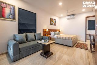StayVista at Whispering Meadows - Pool, AC & View - Nashik - 1