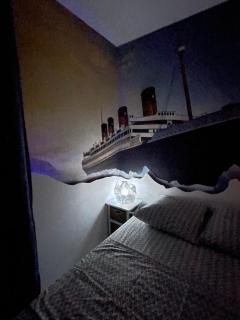 Titanic à bord - Terrasse - Face gare - 2