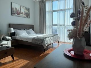 Studio Apartment in the Heart of JVT - Amazing and Convenient - Dubai - 0