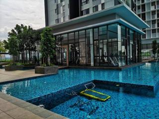 Comfortable Cozy Apartment Top Floor - Sungai Buluh - 8