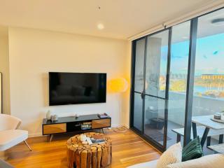 Harbour Towers, Newcastle's Elite Apartment Stays, Free Parking & Tram Access - Newcastle - 5
