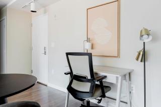 Blueground Chinatown wd nr green line bars BOS-1074 - 7