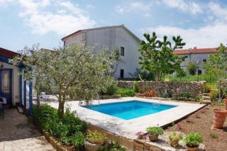 Ferienhaus mit private Swimingpool - Rakalj - 8