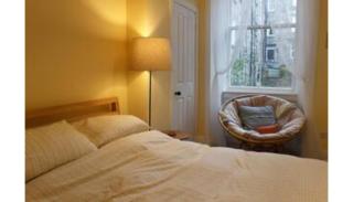 Bright Modern Arthurs Seat 2 Bedroom Apartment - Edinburgh - 8